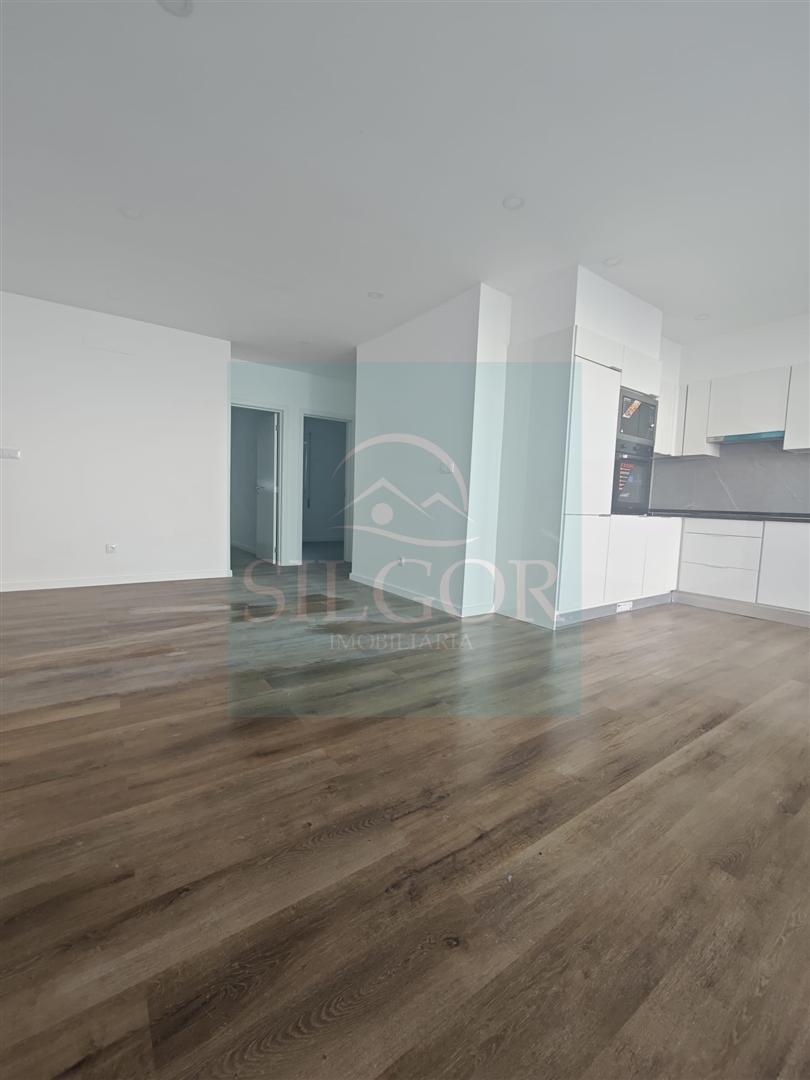 Moradia em Banda T2 Venda em Baixa da Banheira e Vale da Amoreira,Moita