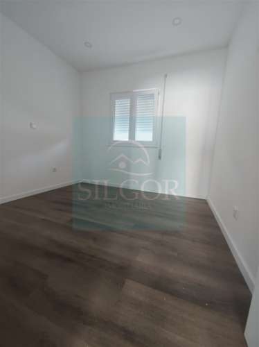 Moradia em Banda T2 Venda em Baixa da Banheira e Vale da Amoreira,Moita