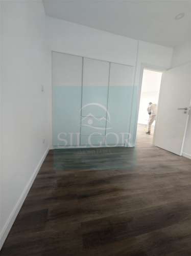 Moradia em Banda T2 Venda em Baixa da Banheira e Vale da Amoreira,Moita