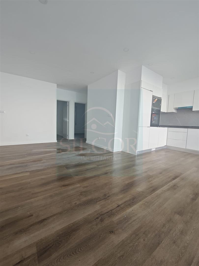 Moradia em Banda T2 Venda em Baixa da Banheira e Vale da Amoreira,Moita