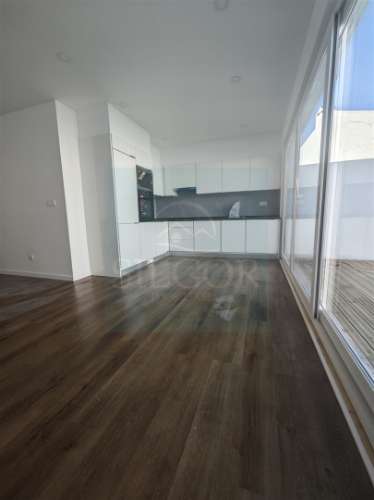 Moradia em Banda T2 Venda em Baixa da Banheira e Vale da Amoreira,Moita