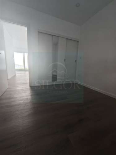 Moradia em Banda T2 Venda em Baixa da Banheira e Vale da Amoreira,Moita