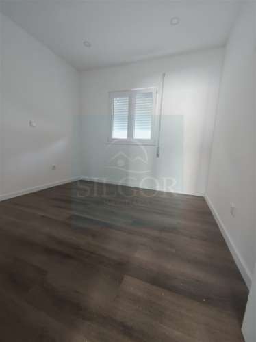 Moradia em Banda T2 Venda em Baixa da Banheira e Vale da Amoreira,Moita