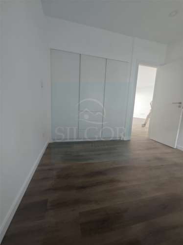 Moradia em Banda T2 Venda em Baixa da Banheira e Vale da Amoreira,Moita