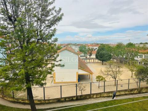Apartamento T2 Venda em Barreiro e Lavradio,Barreiro