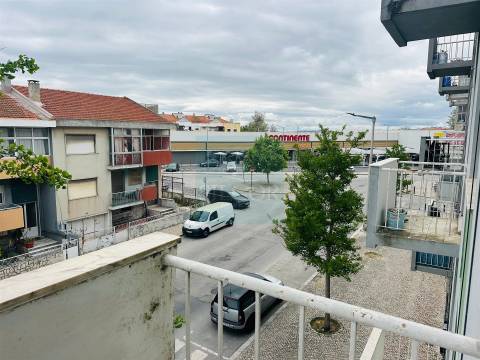 Apartamento T2 Venda em Barreiro e Lavradio,Barreiro
