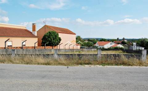Terreno com viabilidade a 5 min de Tomar – 1120 m²