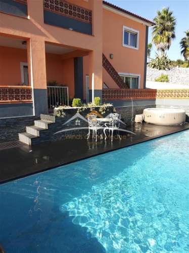 Moradia perto do Lago de Castelo do Bode