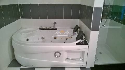 Moradia perto do Lago de Castelo do Bode