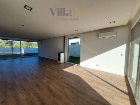 Moradia T5 Venda em Nossa Senhora de Fátima,Entroncamento