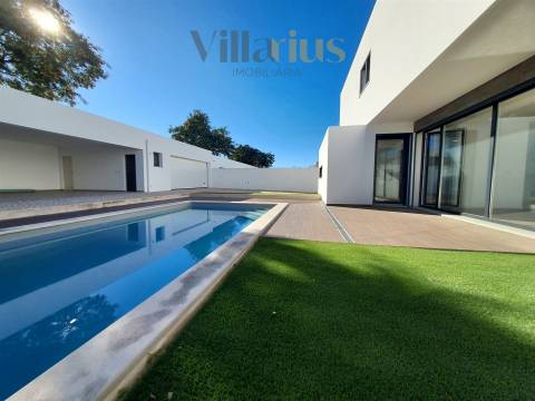 Moradia T5 Venda em Nossa Senhora de Fátima,Entroncamento