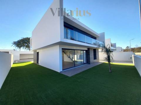 Moradia V5 de Luxo no Entroncamento | Quinta do Bonito – Villarius