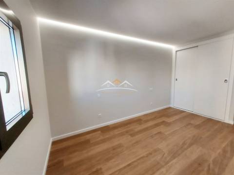 Apartamento T4 Venda em Tomar (São João Baptista) e Santa Maria dos Olivais,Tomar