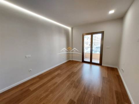 Apartamento T4 Venda em Tomar (São João Baptista) e Santa Maria dos Olivais,Tomar