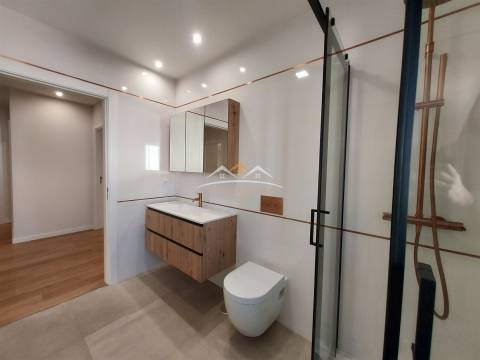 Apartamento T4 Venda em Tomar (São João Baptista) e Santa Maria dos Olivais,Tomar