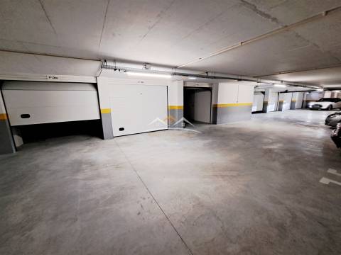 Apartamento T4 Venda em Tomar (São João Baptista) e Santa Maria dos Olivais,Tomar