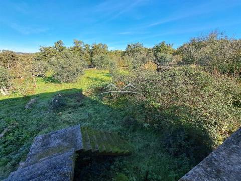 Moradia T3 em construção na zona de Ferreira do Zêzere e de Tomar