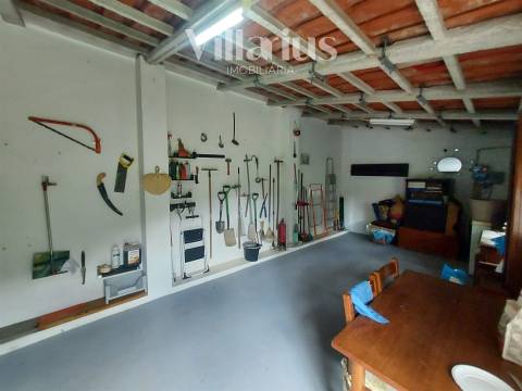 Moradia com jardim e churrasqueira a 10 minutos de Tomar