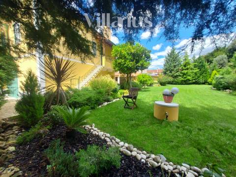 Moradia com jardim e churrasqueira a 10 minutos de Tomar