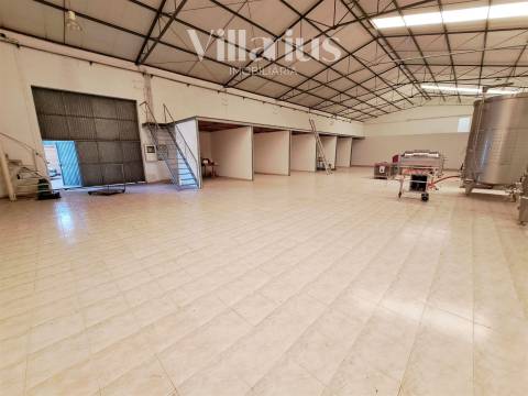 Pavilhão para industria e/ou armazém