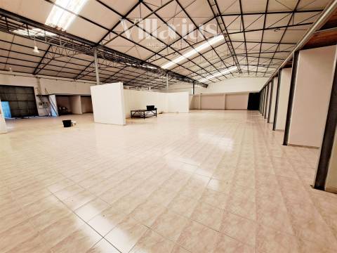 Pavilhão para industria e/ou armazém