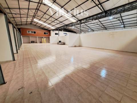 Pavilhão para industria e/ou armazém