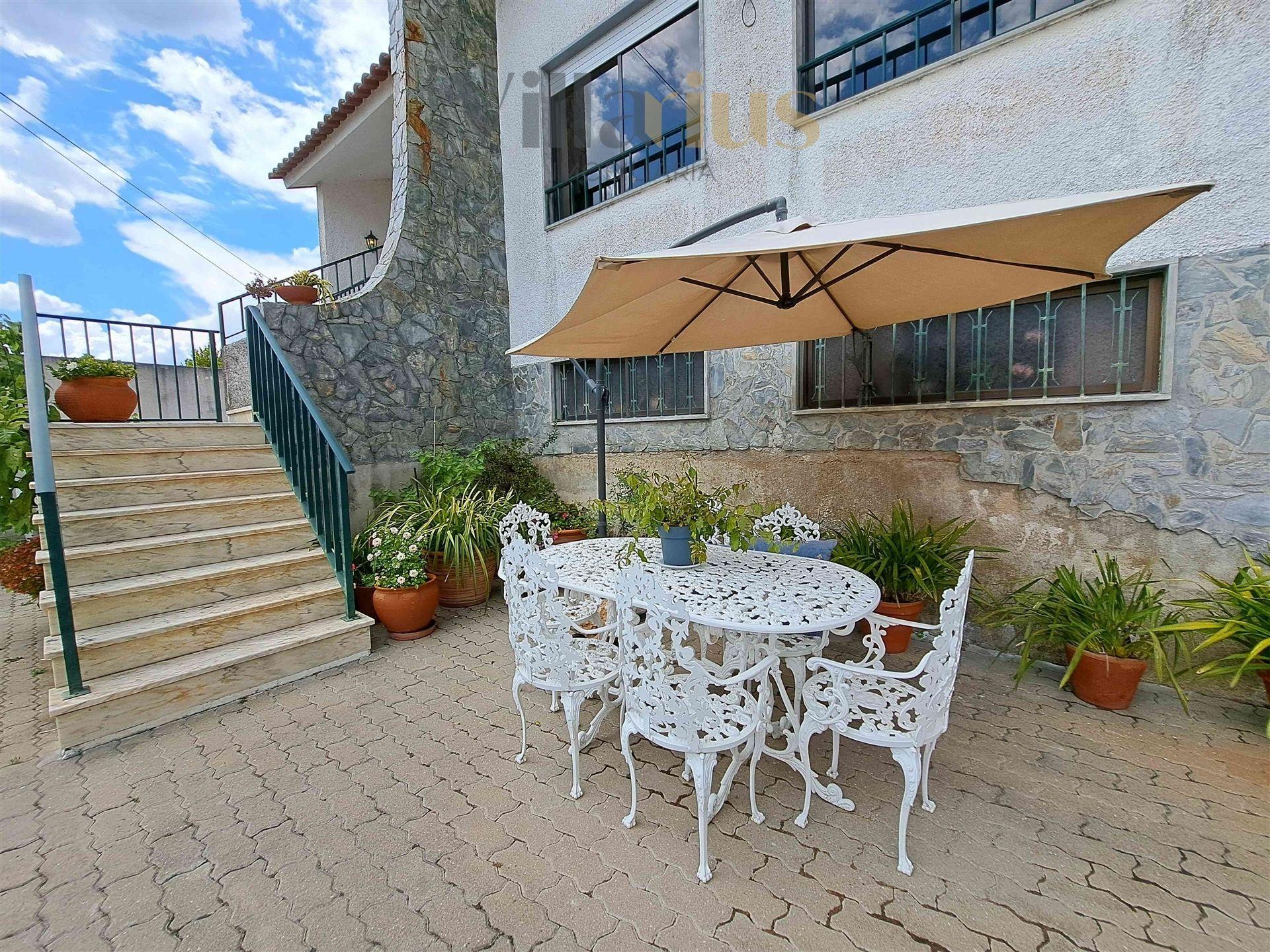 Moradia T4 em São Pedro de Tomar
