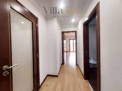 Apartamento T2 c/ garagem em Tomar | Villarius Imobiliária