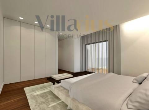 Apartamento T3+2 em Condomínio Fechado