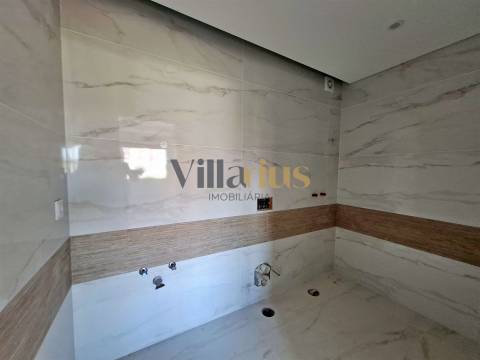 Apartamento T3 com Garagem no The Best Residence | Entroncamento – Villarius