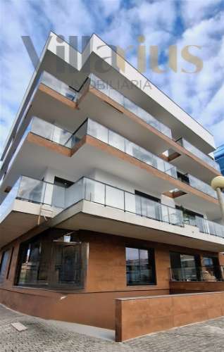 Apartamento T2 na Praia da Consolação