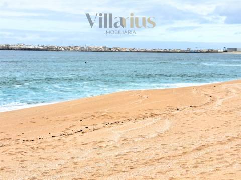 Apartamento T2 na Praia da Consolação