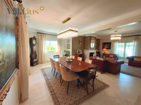 Moradia T5 de Luxo com Piscina e Vista para o Convento de Cristo – Tomar