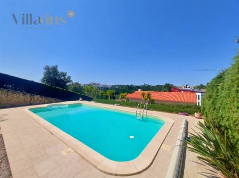 Moradia T5 de Luxo com Piscina e Vista para o Convento de Cristo – Tomar