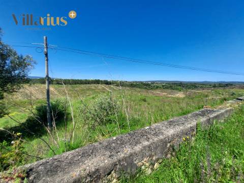 Terreno p/ Investimento - Viabilidade de Construção