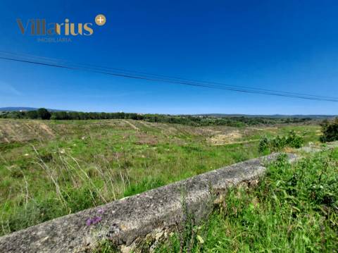 Terreno p/ Investimento - Viabilidade de Construção