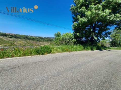 Terreno p/ Investimento - Viabilidade de Construção