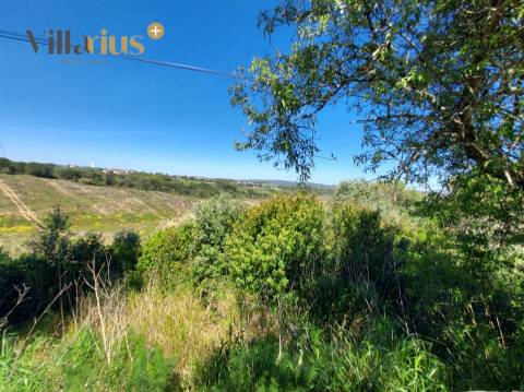 Terreno p/ Investimento - Viabilidade de Construção