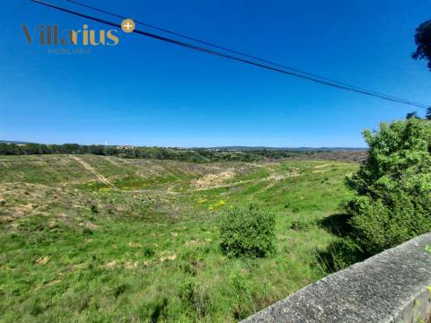 Terreno p/ Investimento - Viabilidade de Construção