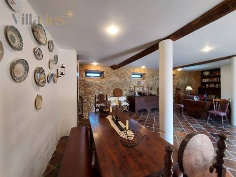 Moradia T4 senhorial c/ terreno entre Tomar e Fátima