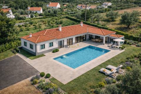 Terreno 11.513 m² com Projeto Aprovado — Tomar