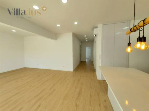 Apartamento T2 a estrear para arrendamento no centro da cidade