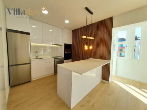 Apartamento T2 a estrear para arrendamento no centro da cidade