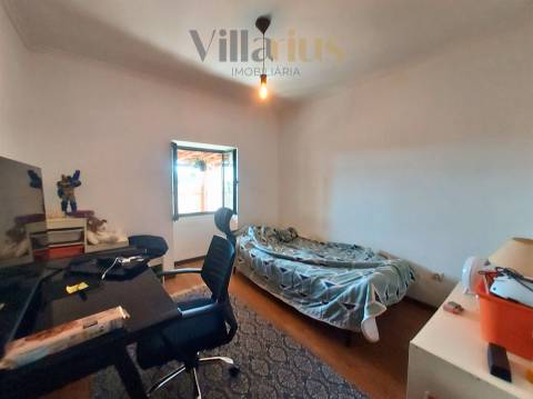 Moradia T3+1 a 1 km do centro histórico de Tomar