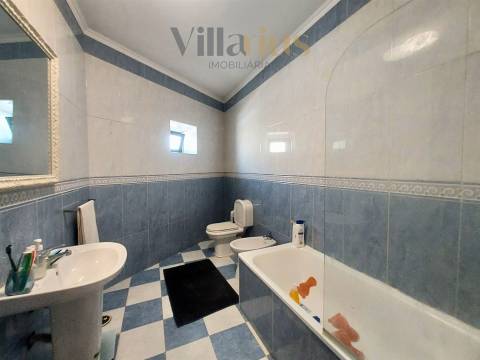 Moradia T3+1 a 1 km do centro histórico de Tomar