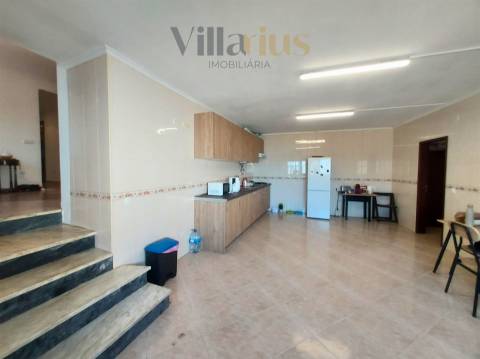 Moradia T3+1 a 1 km do centro histórico de Tomar