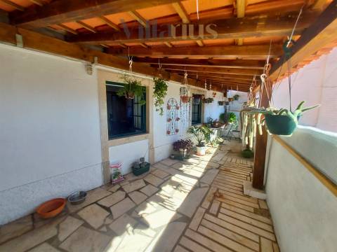 Moradia T3+1 a 1 km do centro histórico de Tomar