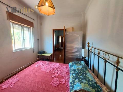 Moradia T3+1 à Venda em Tomar – Espaço e Natureza