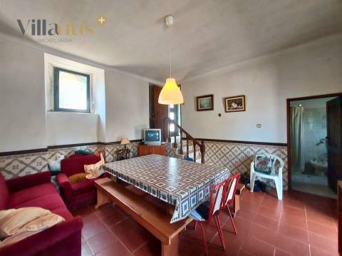 Moradia T3+1 à Venda em Tomar – Espaço e Natureza