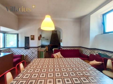 Moradia T3+1 à Venda em Tomar – Espaço e Natureza